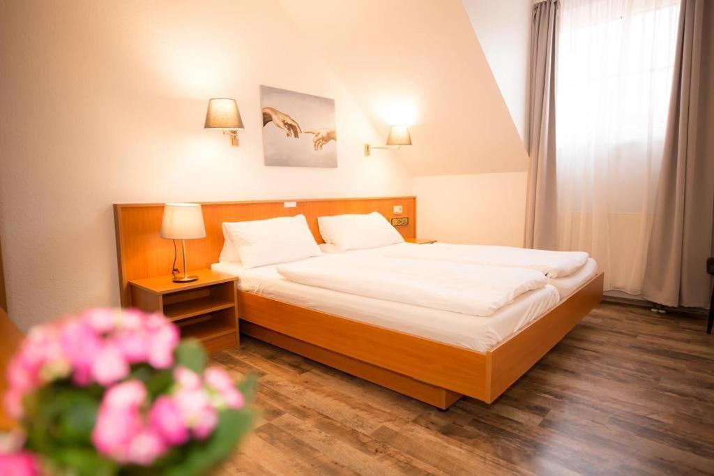 Weisse Muehle Hotel 3*
